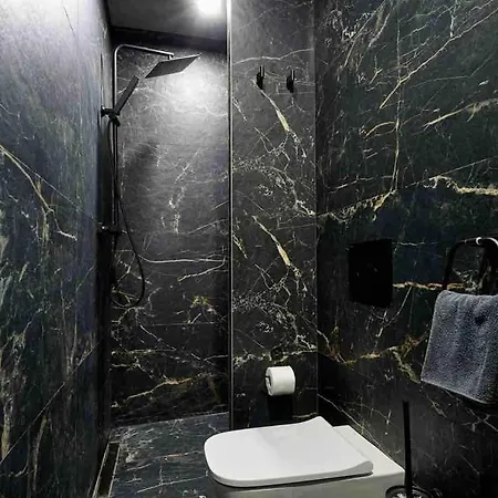 Black Rock Downtown 50 м2 улица жилянская 68 метро олимпийская - новый дом